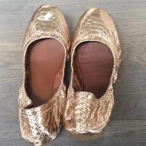 Lucky slip on flats